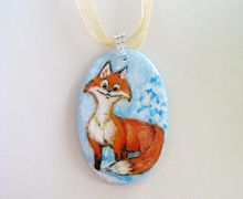 Кулон с росписью "Лиса-плутовка". Готовая работа.