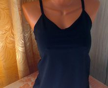 топ на бретелях