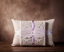 How to make a gift for Personalized wedding gifts