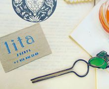 Шпилька для волос с морским стеклом