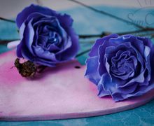 Васильковые розочки для волос.