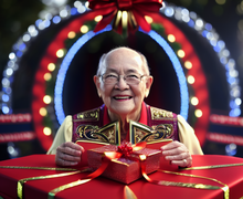 How to make a gift for 50th anniversary