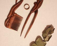 Деревянный набор для волос 2