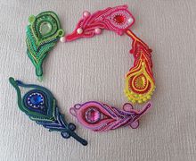 Сутажная брошь "Перышко"