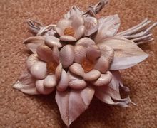 Брошь "Пробуждение". Натуральная кожа.