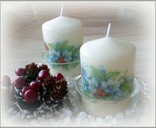 Свеча "Праздник к нам приходит" на подставке