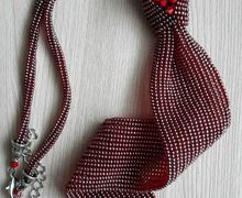 Галстук из бисера ручной работы