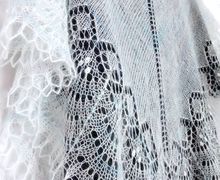 Ажурная шаль вязаная пуховая Свадебная, белая мохеровая шаль спицами