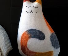 Валяная подушка Матильда