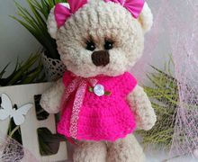 Милая мишка в розовом