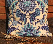 Декоративная подушка "Гжель"