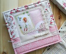 Фотоальбомы,  бэби буки,  блокноты.