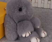 Меховой брелок-кролик (выкройка)