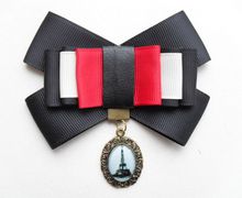 Брошь ручной работы