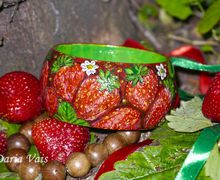 Браслет "Клубничкин" (роспись, дерево)