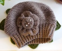 Женский берет