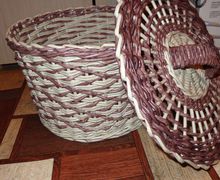 Корзина с крышкой.