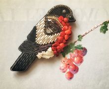 Брошь "Снегирь"