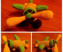 Вязаный самолетик