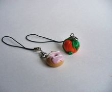 брелочки пончик и тыква