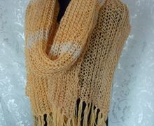 Бежевый шарф