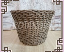 Кашпо из ротанга