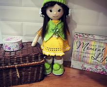 Кукла в шапочке