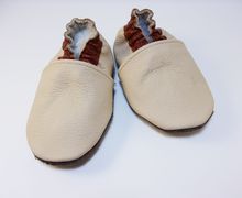 Кожаные тапочки - чешки