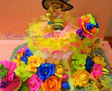 Кукла из конфет "Радуга-игра настроения"