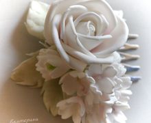 Гребень с композицией из фоамирана "Невеста"