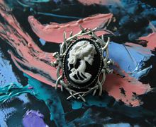 Брошка Чёрная камея