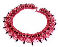 Колье "the road to the heart"