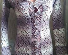 Ажурный кардиган крючком с кружевной каймой и деревянными пуговками. Ручная работа.