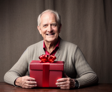 How to make a gift for senior men