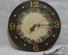 Венок из шишек