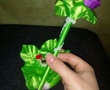 Подарок. Ручка в подставке