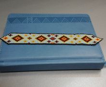 Закладка из бисера