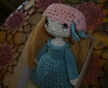 кукла вязаная