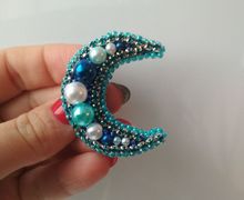 брошь МЕСЯЦ