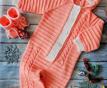 Комбинезон для малышки .