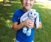 Зайка плюшевый