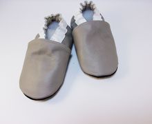 Кожаные тапочки - чешки