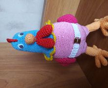 Петушок амигуруми