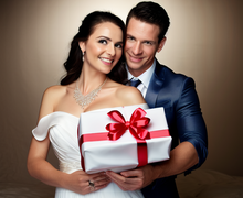 How to make a gift for newlyweds