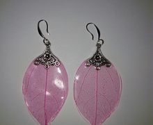 Серьги из скелетированного листа