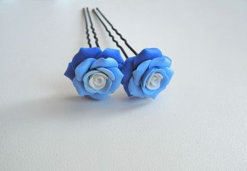 Шпилька с розой из полимерной глины.