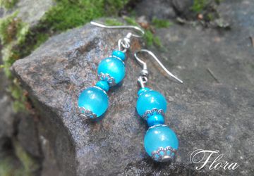 Серьги с кошачьими глазками и деревянными бусинами