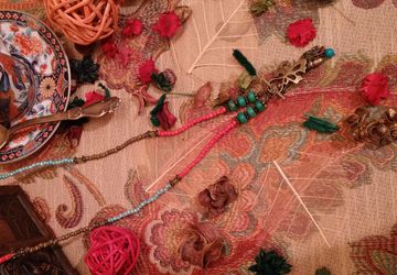 Бусы из бисера и натуральных камней