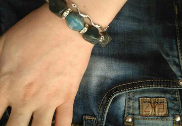 Браслет из натурального камня с керамикой