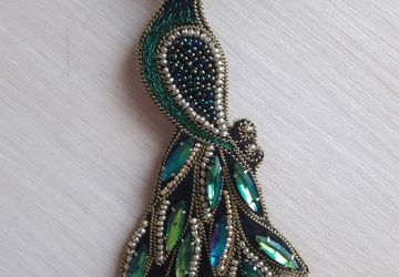 Брошь Павлин